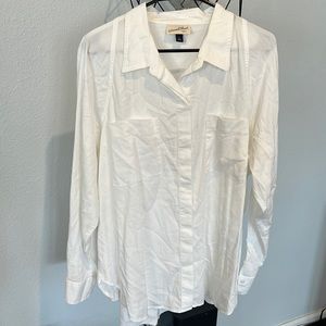 Universal Thread White long sleeve button up